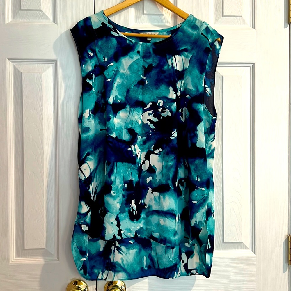 New, never used Calvin Klein Jeans sleeveless shirt/shell, XL, blue/green/white